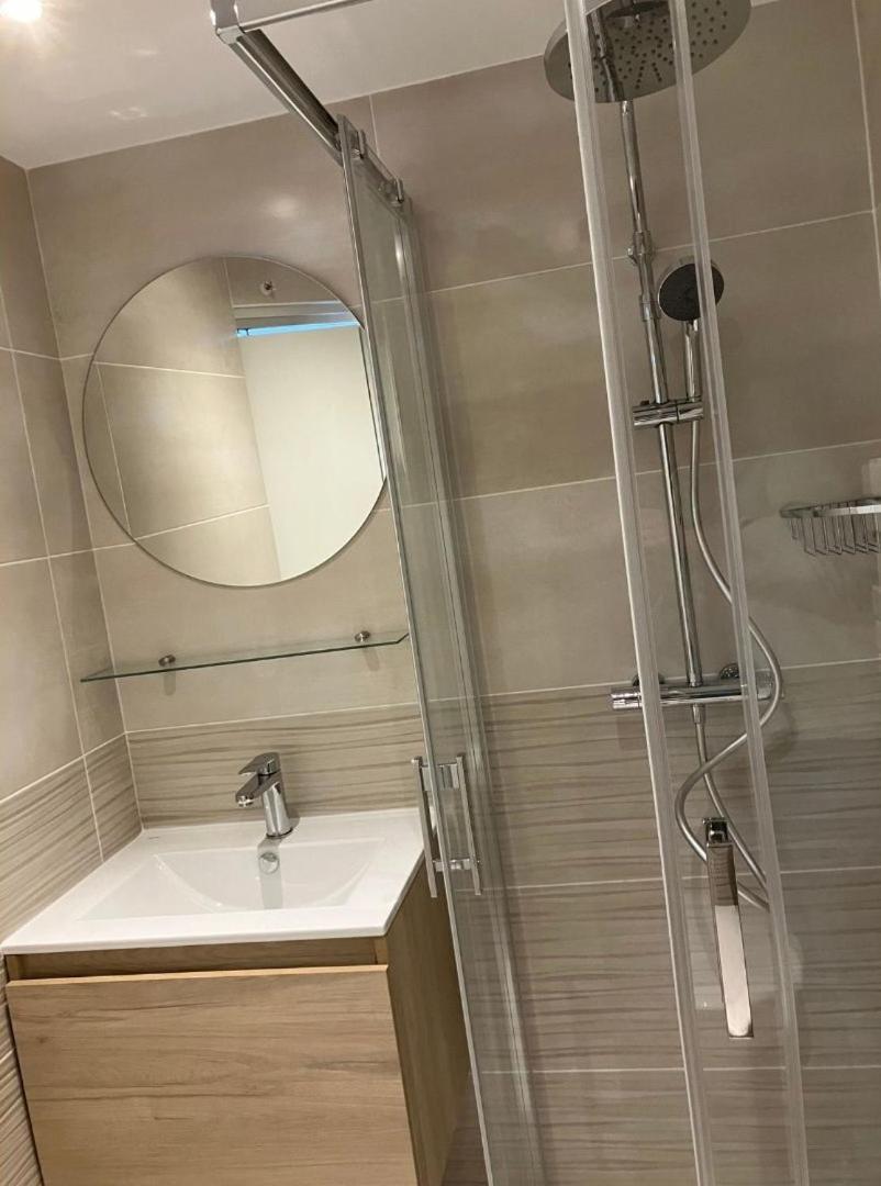 La Bonne Note Bed & Breakfast Шинон Екстериор снимка